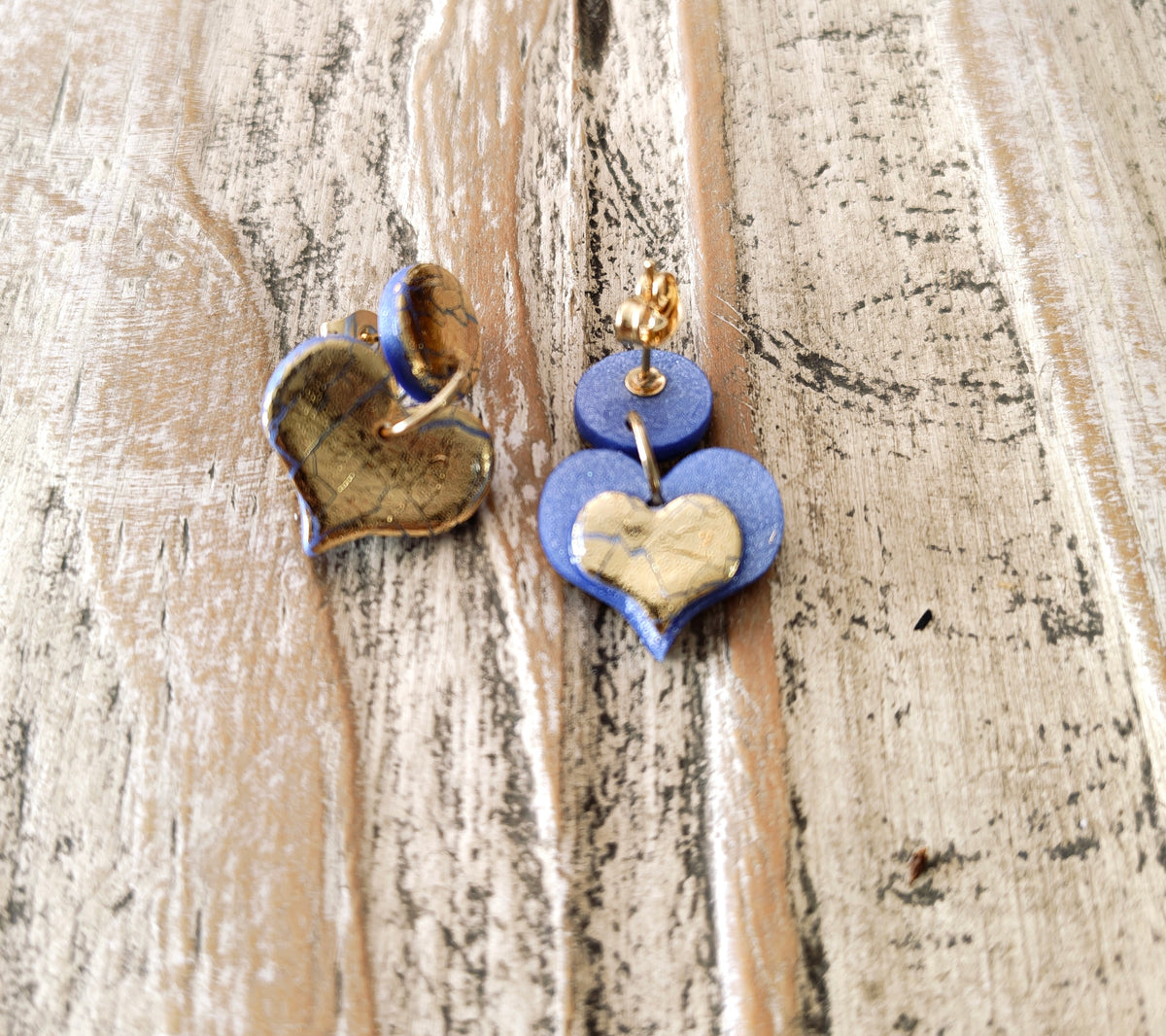 Boucles d’oreilles cœurs en pâte polymère, création artisanale en Alsace