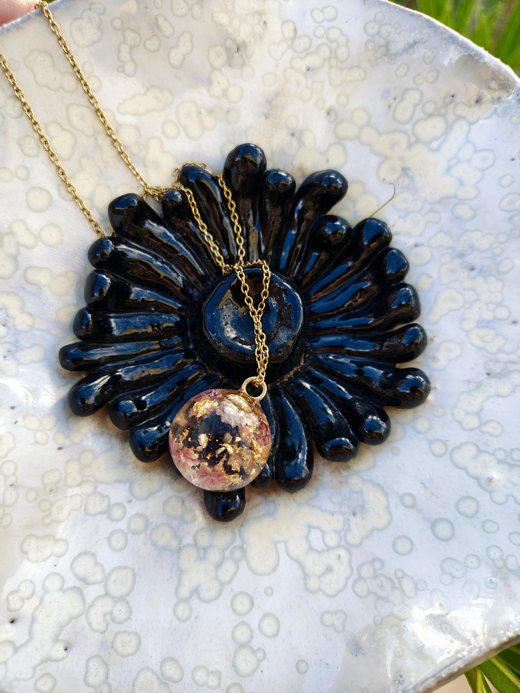 Collier boule rose doré