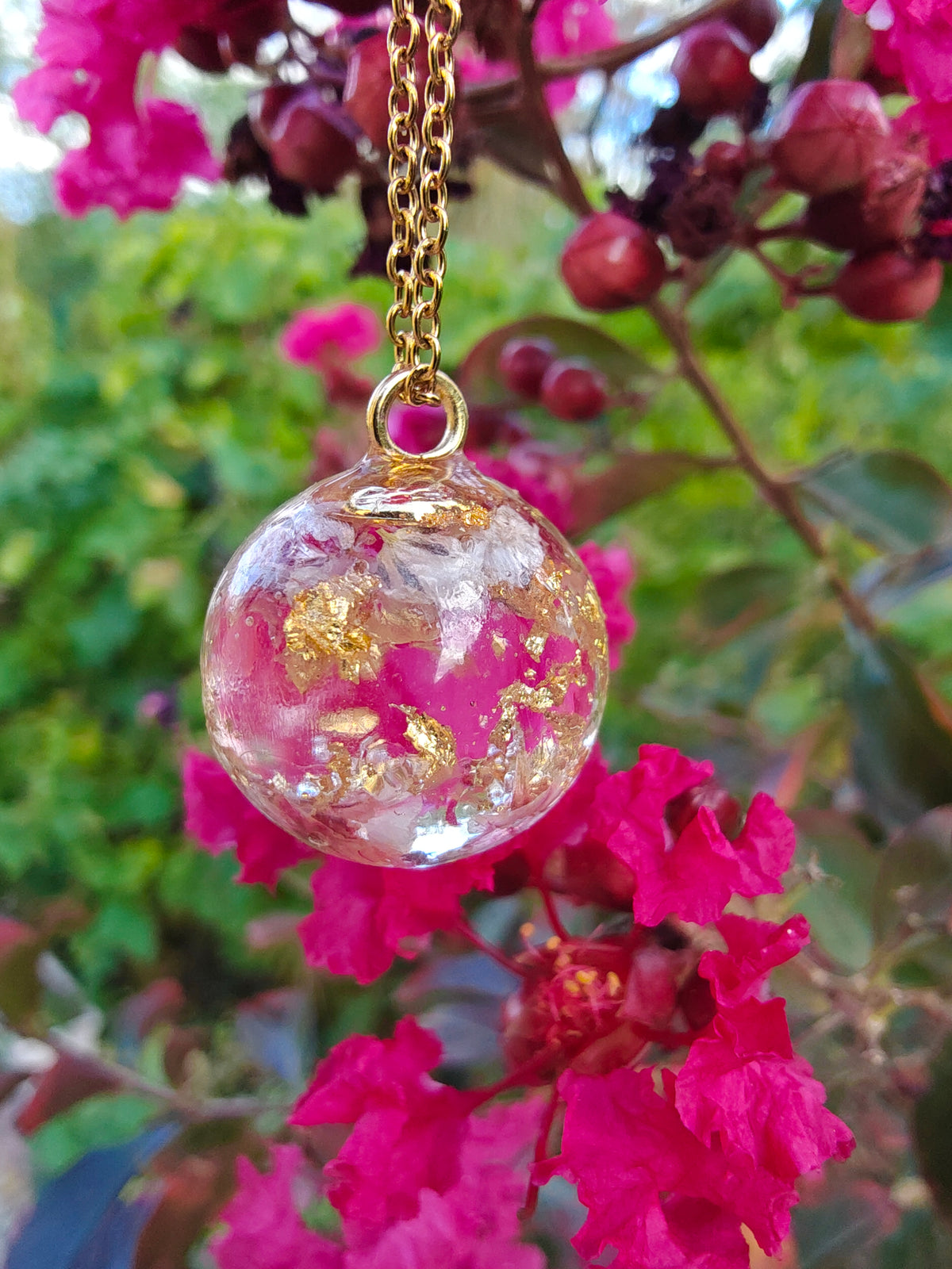 Collier boule rose doré