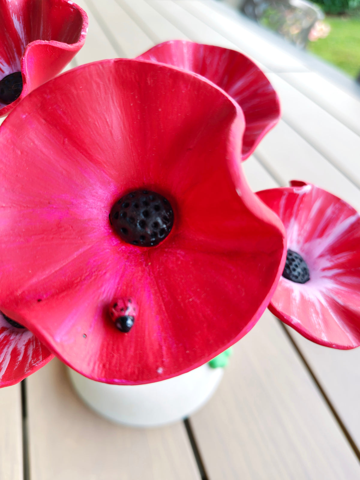 Décoration coquelicots – 5 fleurs et coccinelles
