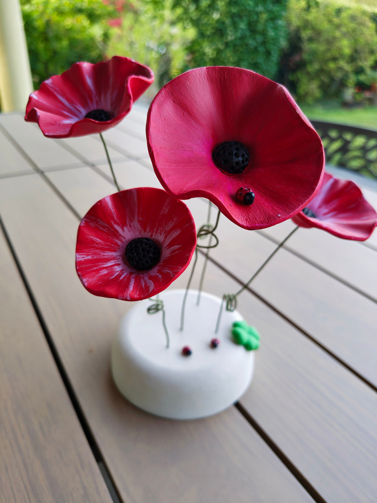 Décoration coquelicots – 5 fleurs et coccinelles